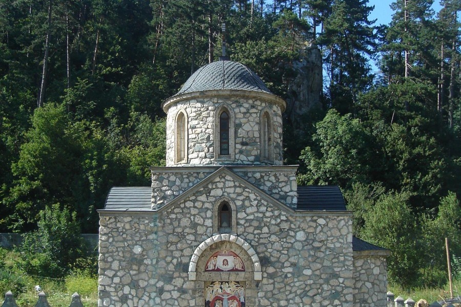 Capela şi Cripta Inima Reginei Maria